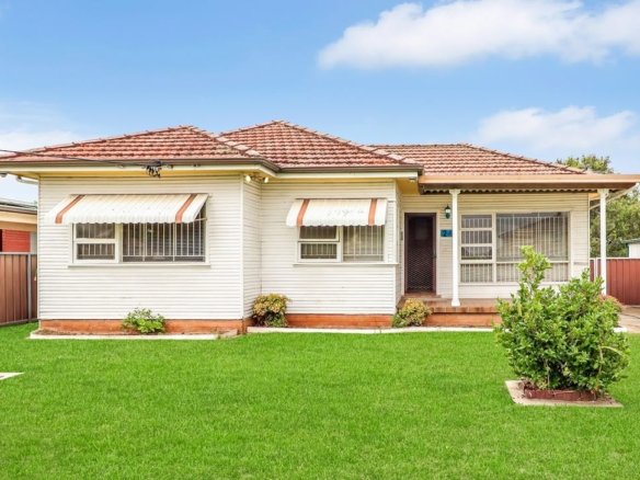 24 Mountview Ave, Doonside NSW