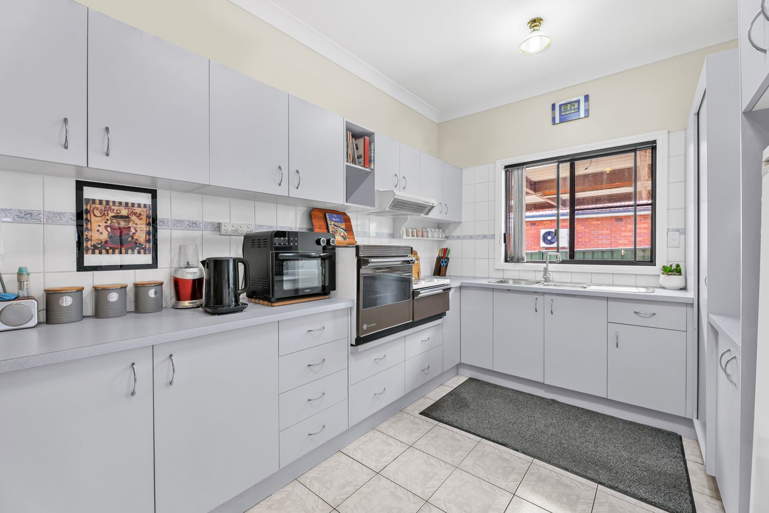 N2-Media-5-of-13- 10 Power Street, Doonside NSW